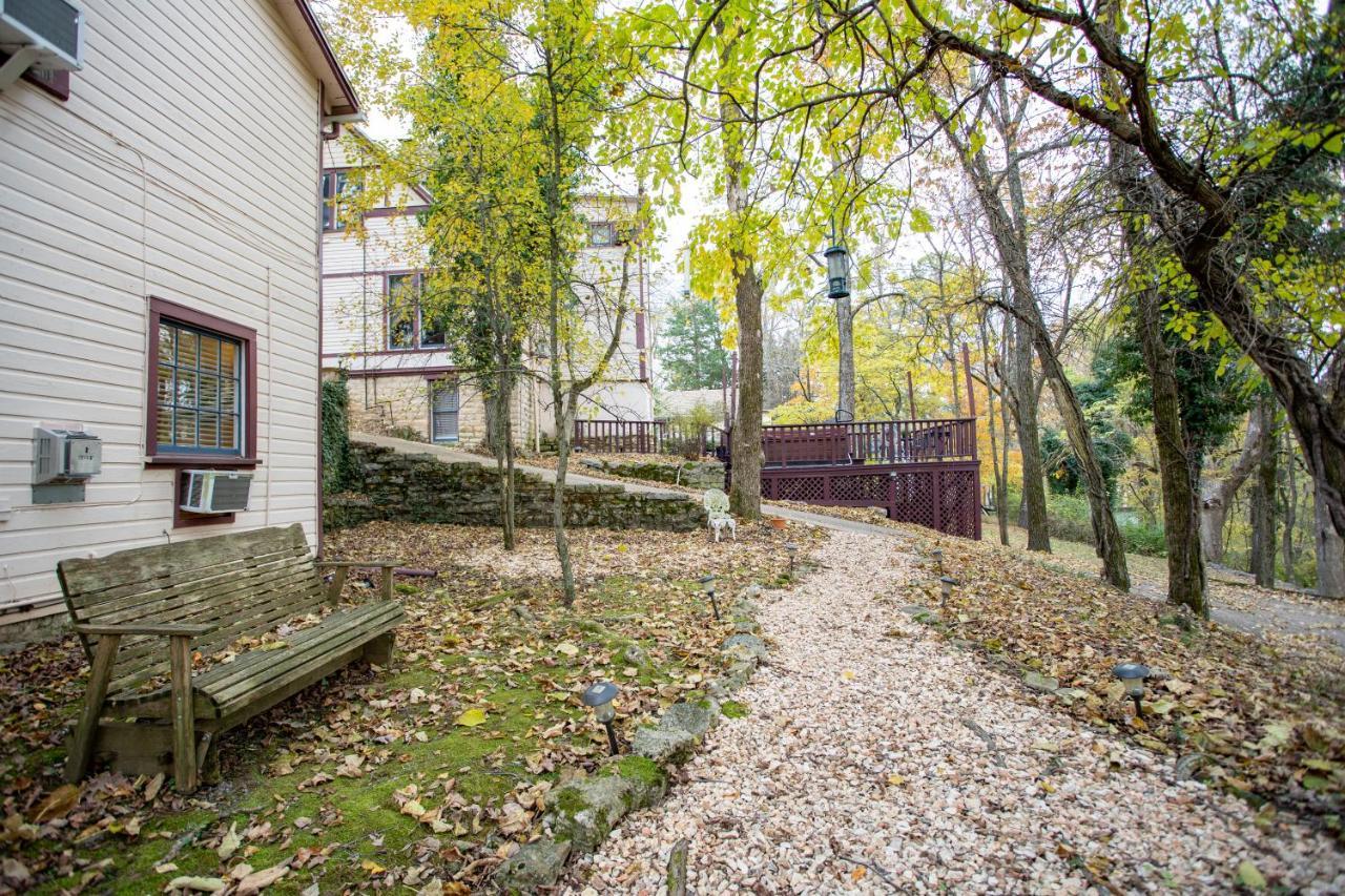 5 Ojo Inn Bed And Breakfast ยูเรกาสปริงส์ ภายนอก รูปภาพ