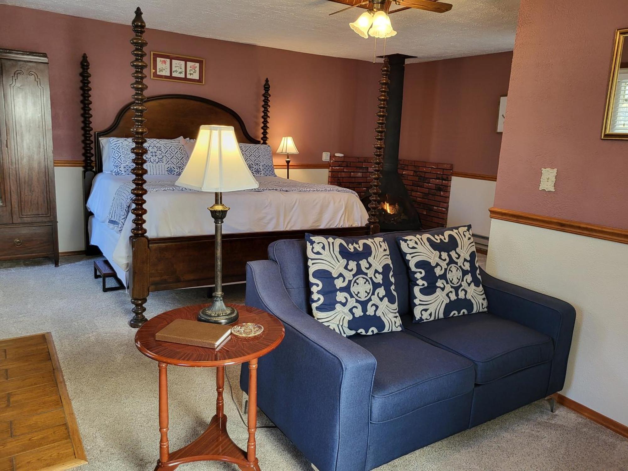 5 Ojo Inn Bed And Breakfast ยูเรกาสปริงส์ ภายนอก รูปภาพ