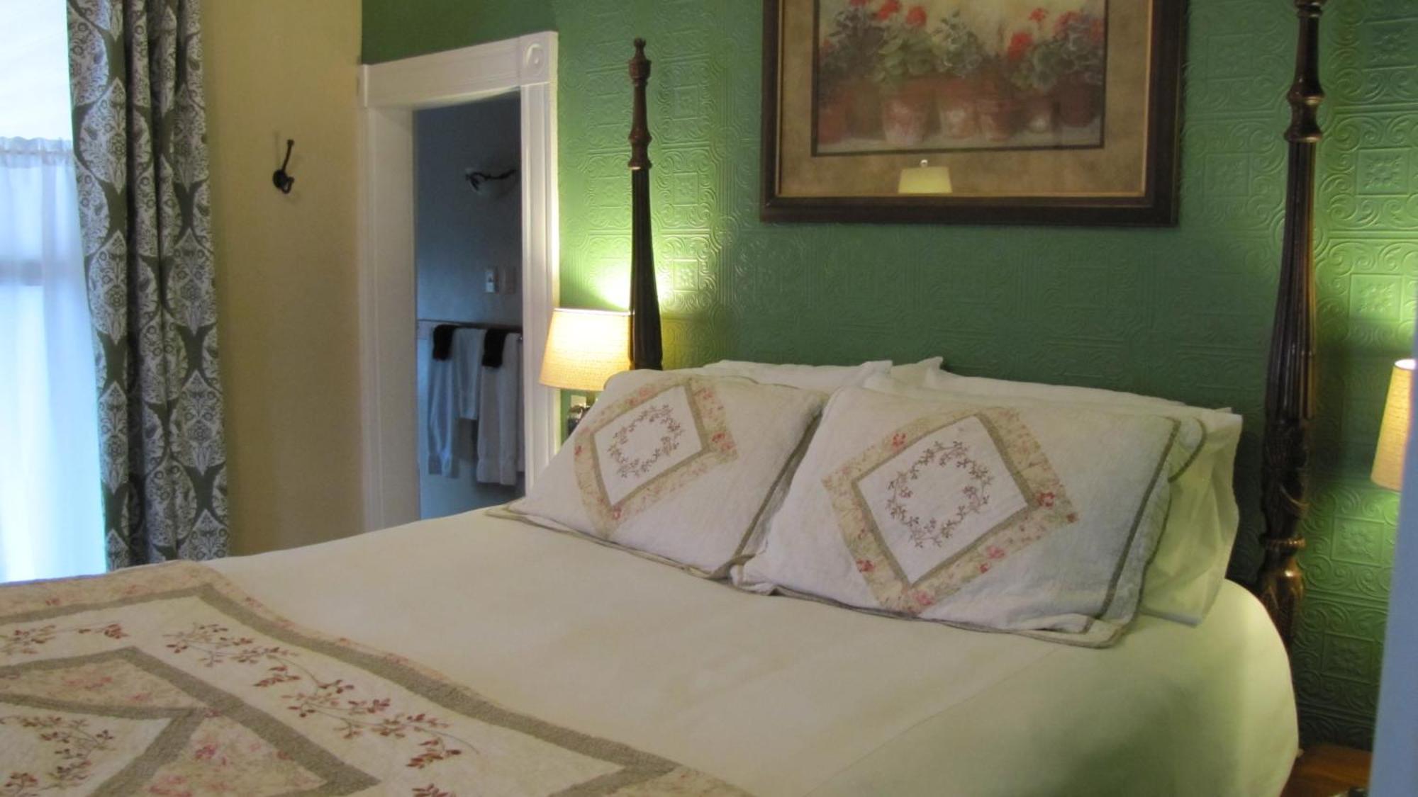 5 Ojo Inn Bed And Breakfast ยูเรกาสปริงส์ ภายนอก รูปภาพ